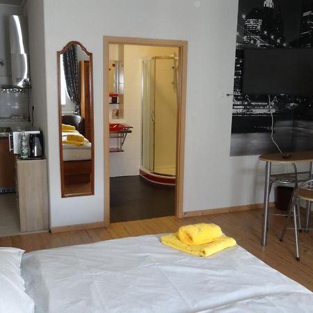 Pension Und Gaestehaus Paffrath Grossbrembach Exteriör bild